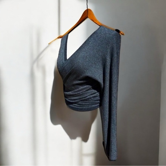 VEDA Blue Metallic Balletcore Dancer Wrap Tie Back Cardigan Size Small - Picture 6 of 13